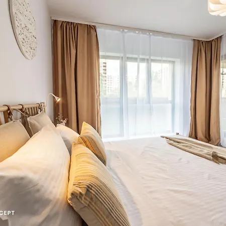 Apartment Plaza 316 *