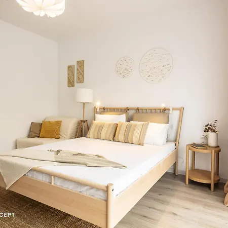 Plaza 316 Апартаменты *