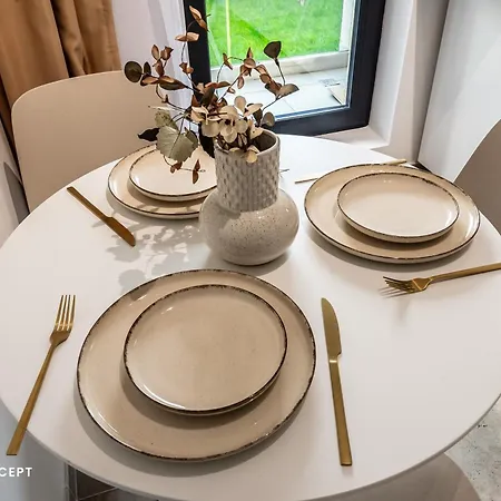 Apartment Plaza 316 *