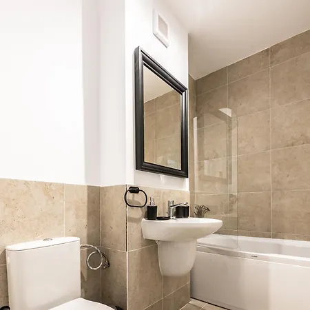 Apartment Plaza 316