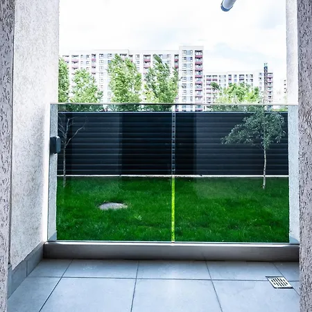 Apartment Plaza 316 *